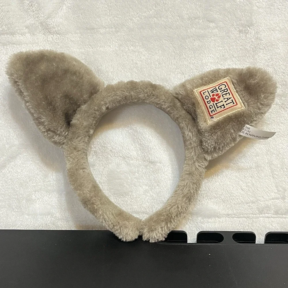 Great Wolf Lodge Wolf Ears Headband Grey Plush Faux Fur Souvenir Costume Youth
